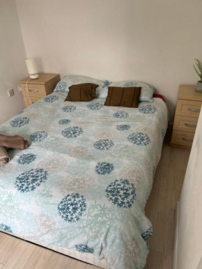 Redecorated Double room with shared bathroom and kitchen